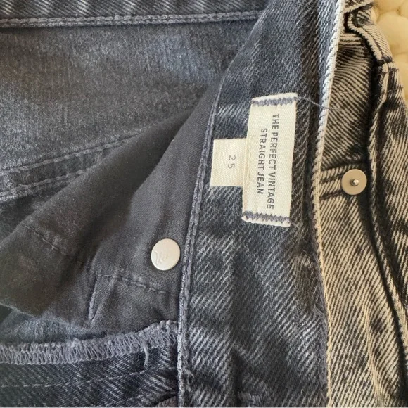 The Perfect Vintage Straight Jean in Acid Wash - Picture 8 of 13